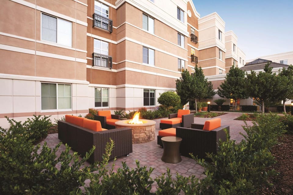 Hyatt House Pleasant Hill Hotel in Pleasant Hill