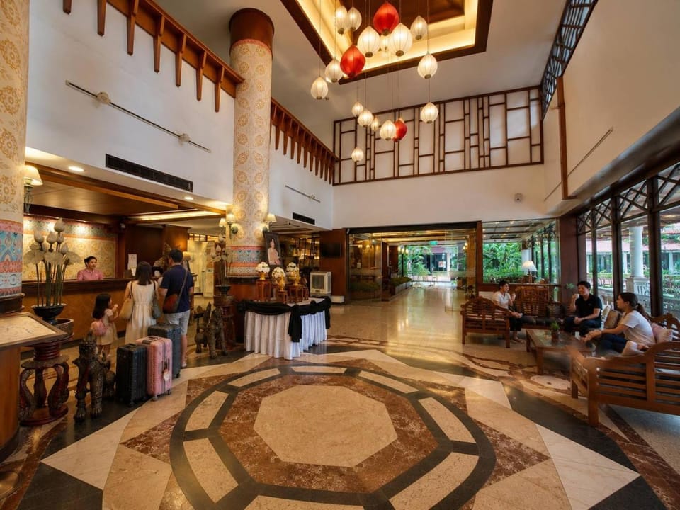 Chiangmai Gate Hotel Hotel in Chiang Mai