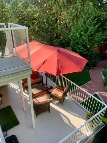 Beautiful Two Bedroom Suite Hotel in North Vancouver