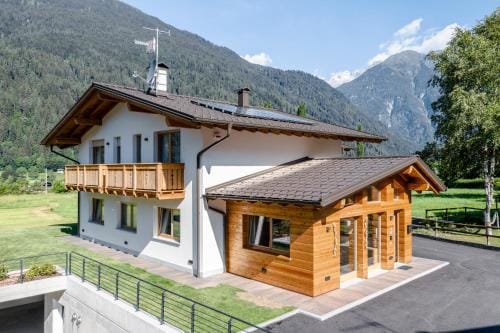Fulun Mountain Lodge Hotel in Province of Brescia