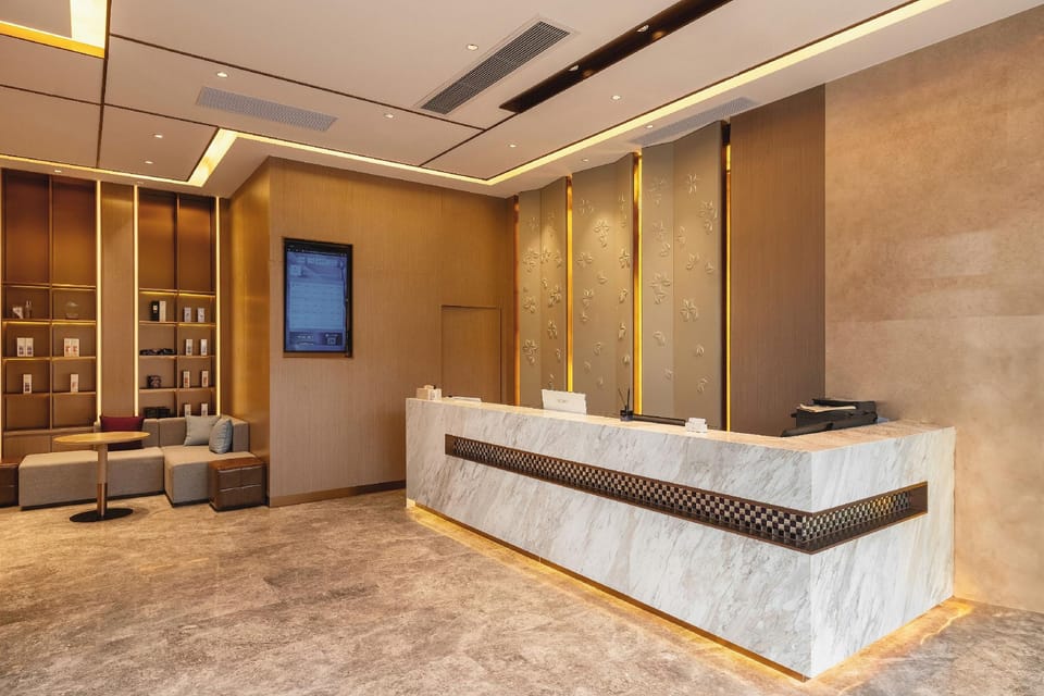 Lavande Hotel Guangzhou Financial City Tianhe Park Metro Station Hotel in Guangzhou