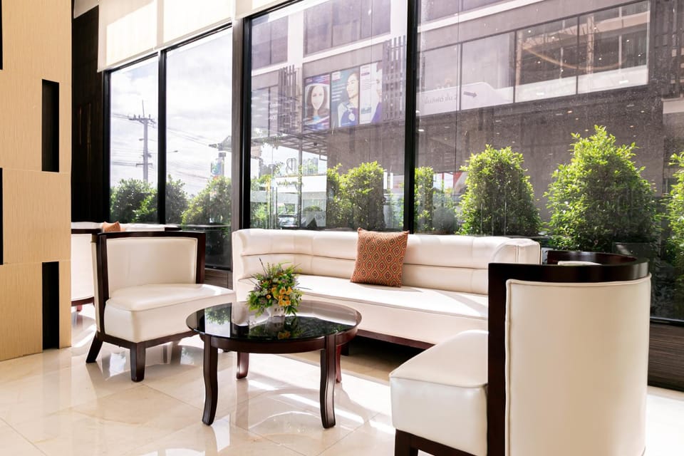 Grand Ratchapruek Hotel Hotel in Bangkok
