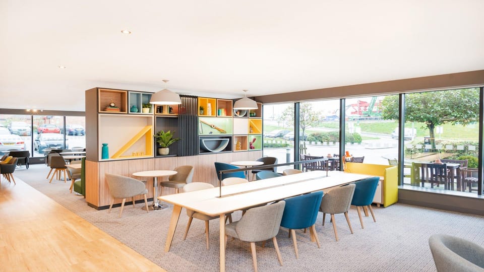 Holiday Inn London Luton Airport By IHG Hotel in Luton