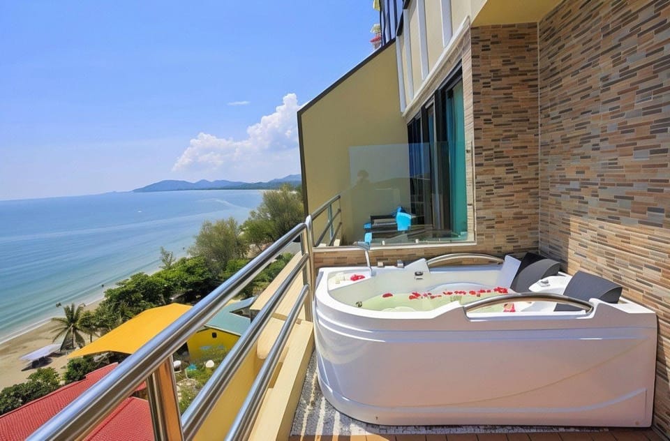 Blue Wave Hotel Hua Hin Resort in Nong Kae