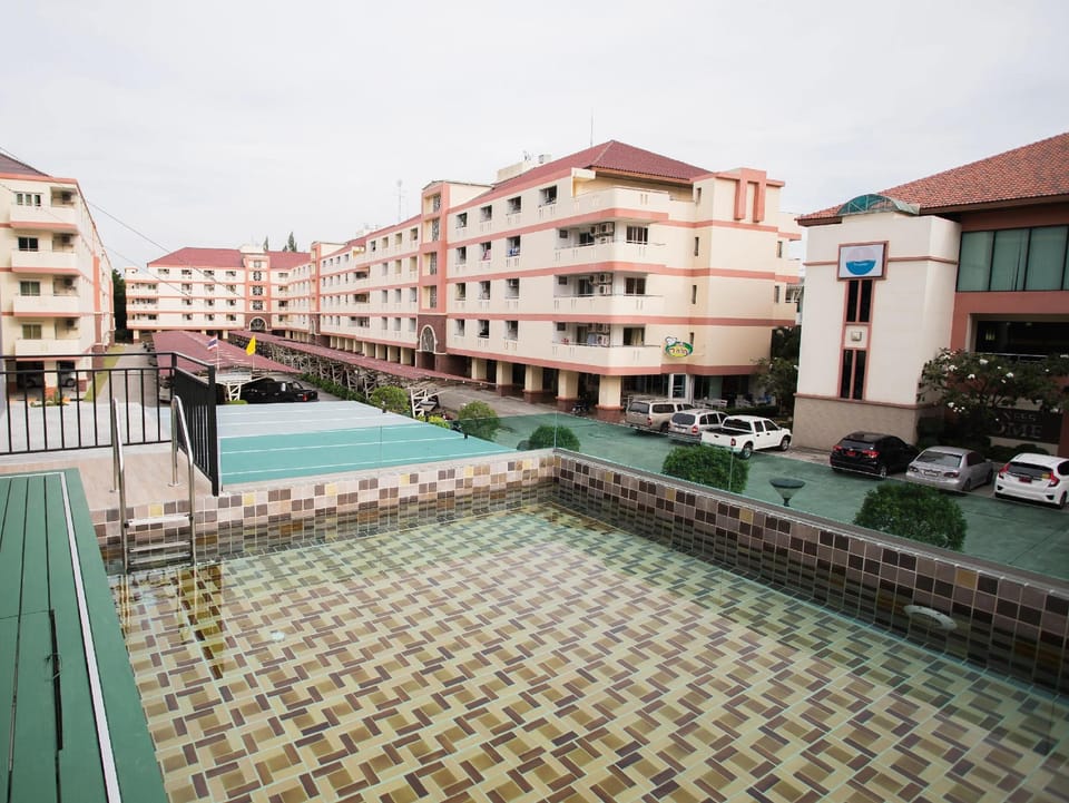 Sam Kwan Village Hotel in Chon Buri Changwat
