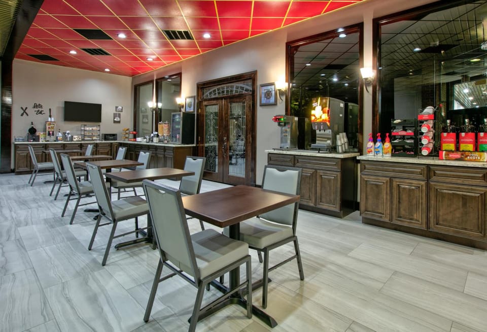 Ramada by Wyndham Diamondhead I-10/Gulfport Hotel in Diamondhead