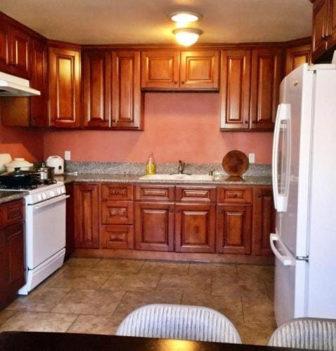 Warm Rooms Hotel in El Monte