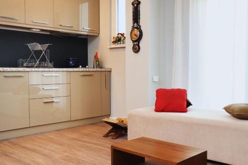 Foxxy Luxury Apartments Inn in Skopje