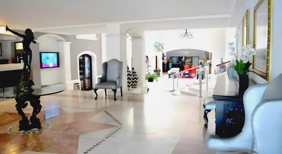 Plaza Camelinas Hotel Hotel in Santiago de Queretaro
