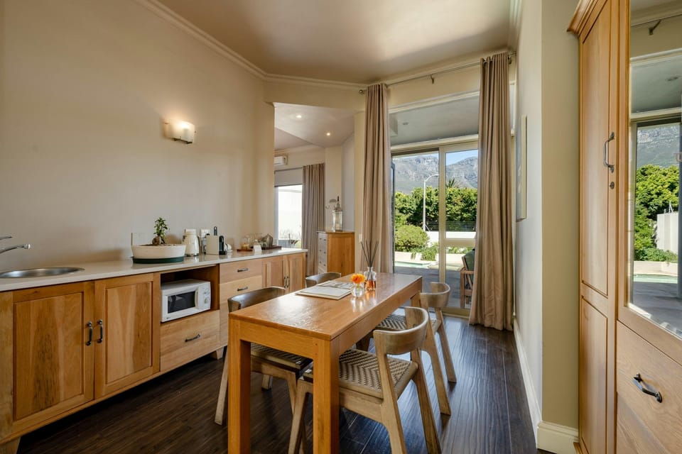 Amenity (Guest room)