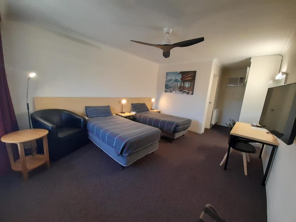 Cooma Motor Lodge Motel Motel in Cooma