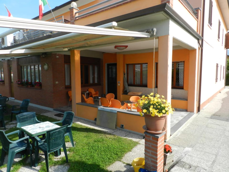 Hotel Sole Hotel in Marina di Massa