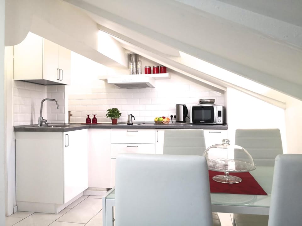 Tourist House Bologna - Self check-in Hotel in Bologna