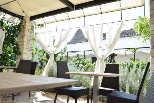 Corte Trullo Sovrano B&B Hotel in Province of Taranto