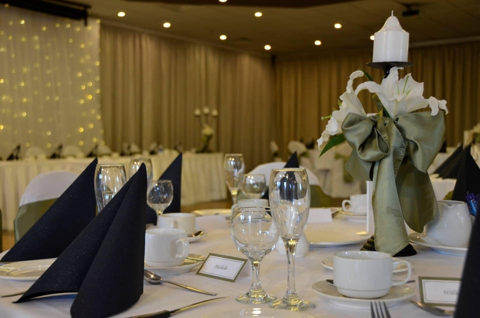 Hunts Hotel Liverpool Hotel in Casula