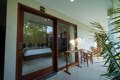 Canggu Bagus Guest House Hotel in North Kuta