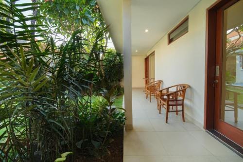 Canggu Bagus Guest House Hotel in North Kuta