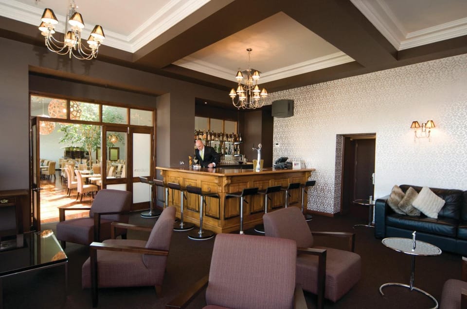 Bar/lounge