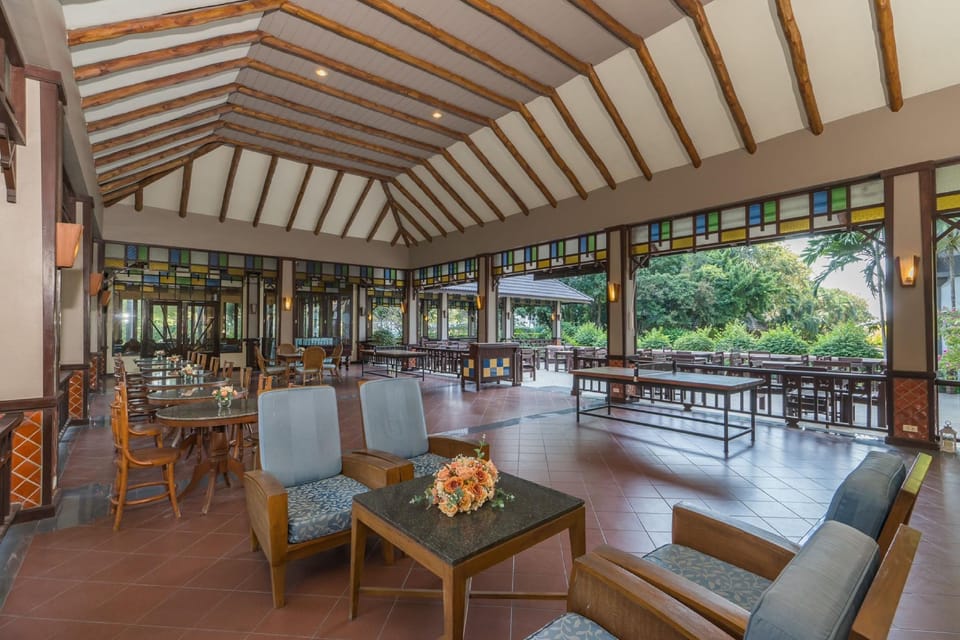 Botany Beach Resort Pattaya Resort in Pattaya City