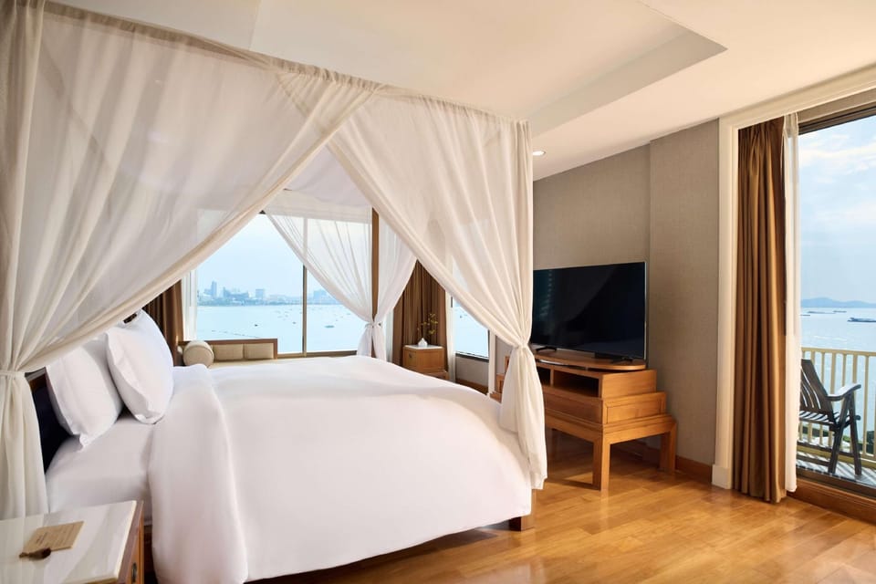 Suite room