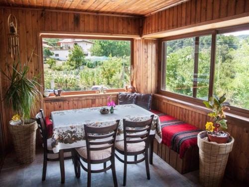Guest House Balkanski Kat Hotel in Gabrovo, Bulgaria