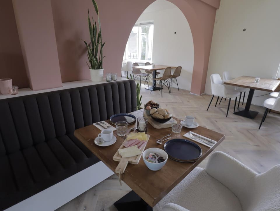 Hotel Zuideinde Hotel in South Holland (province)