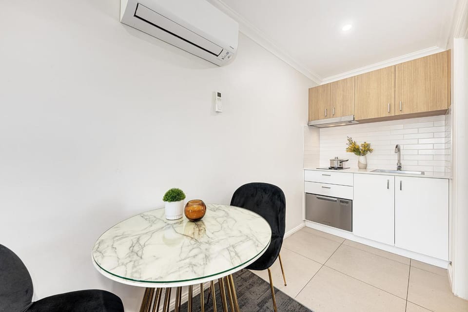 Governor Macquarie Motor Inn Apartment hotel in Bathurst