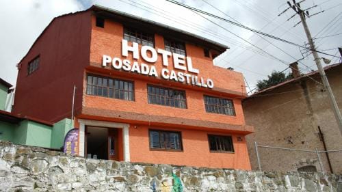 Posada Castillo Hotel in Hidalgo, Mexico