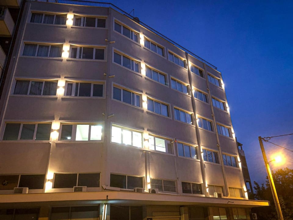 La Place de la Gare Suites - New Subway Station Hotel in Thessaloniki