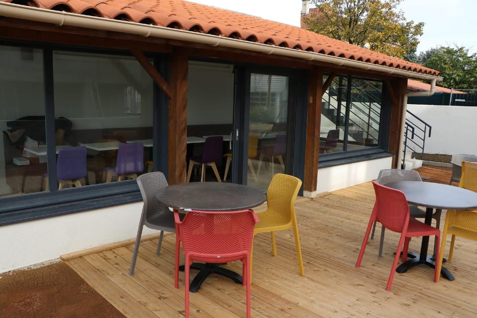 Residence les Dombes Hotel in Auvergne-Rhône-Alpes