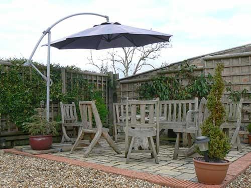 Ye Olde Globe & Chequers Hotel in Huntingdonshire District