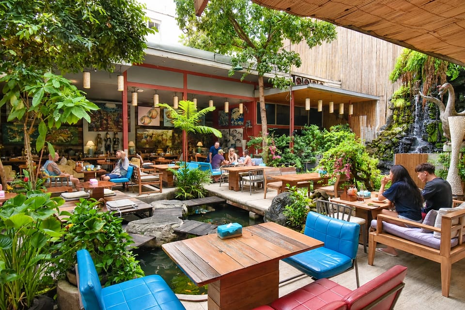 Villa Cha Cha Banglumphu Hotel in Bangkok