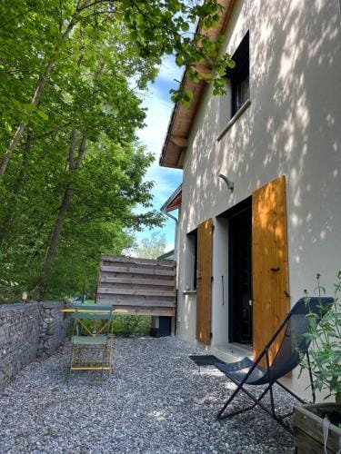 "Une Pause au Vert" Studio 2 personnes Hotel in Provence-Alpes-Côte d'Azur