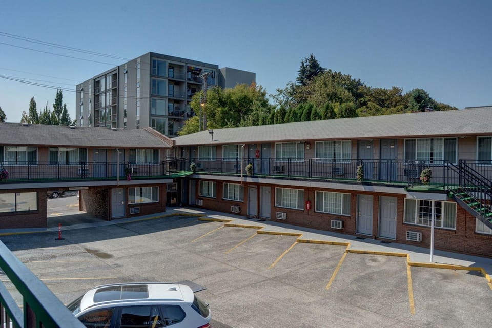The Palms Motel Motel in Portland