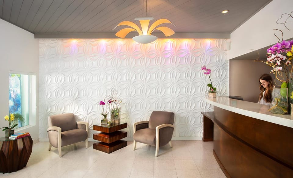 Orchid Key Inn Hotel in Key West
