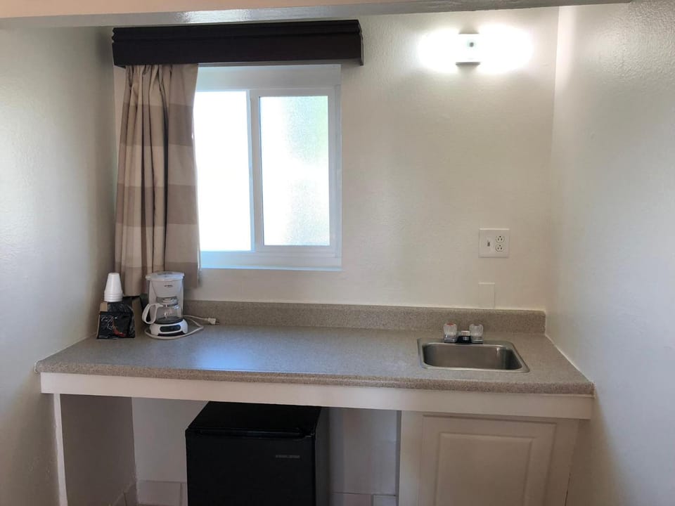 Valley Hotel Motel in San Gabriel