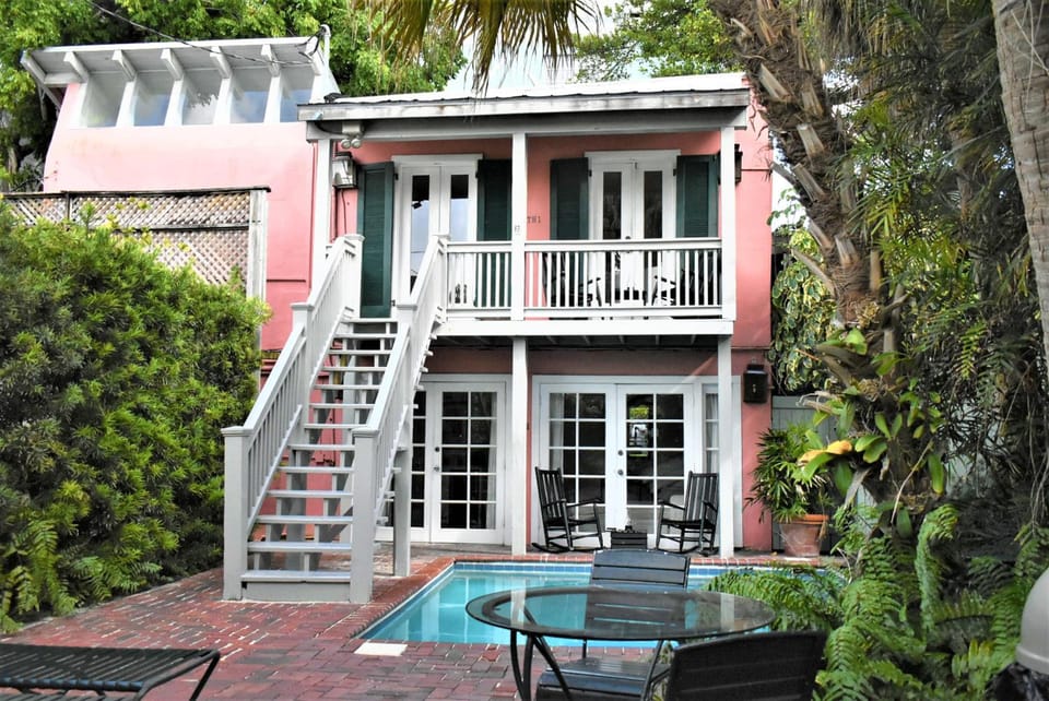 Simonton Court Historic Inn & Cottages Inn in Key West