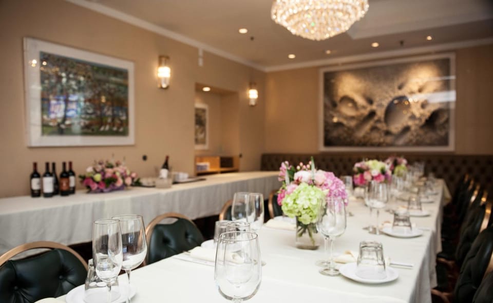 Olyver Hotel Hotel in San Fernando Valley