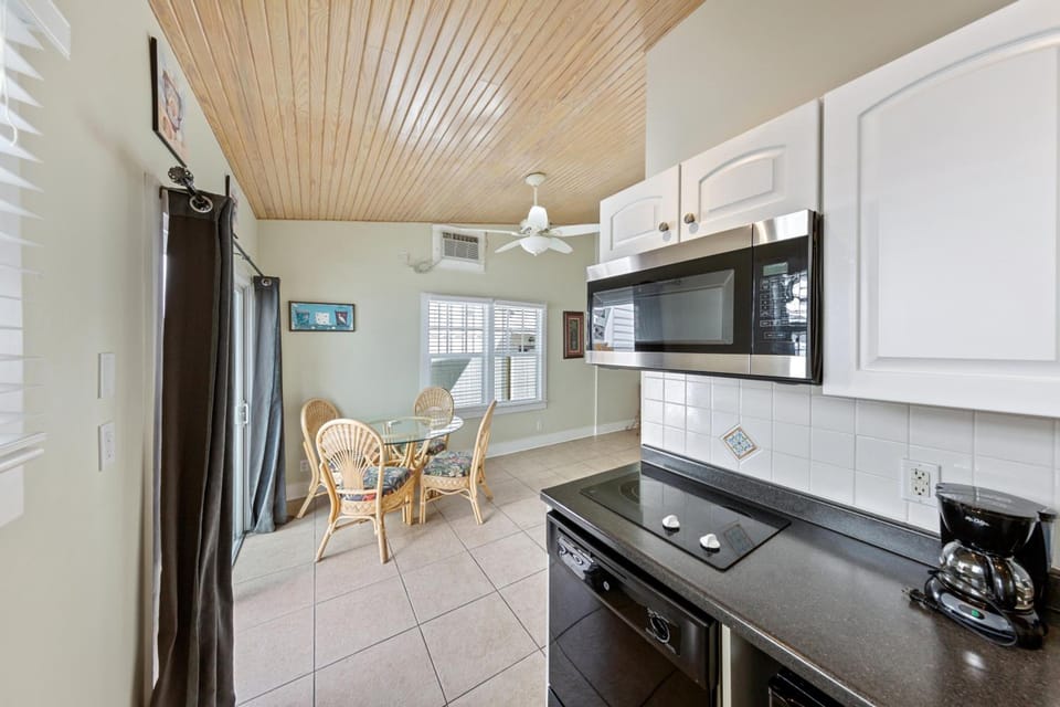 Wicker Guesthouse Inn in Key West