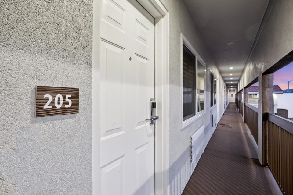 Bayhill Inn Motel in San Bruno