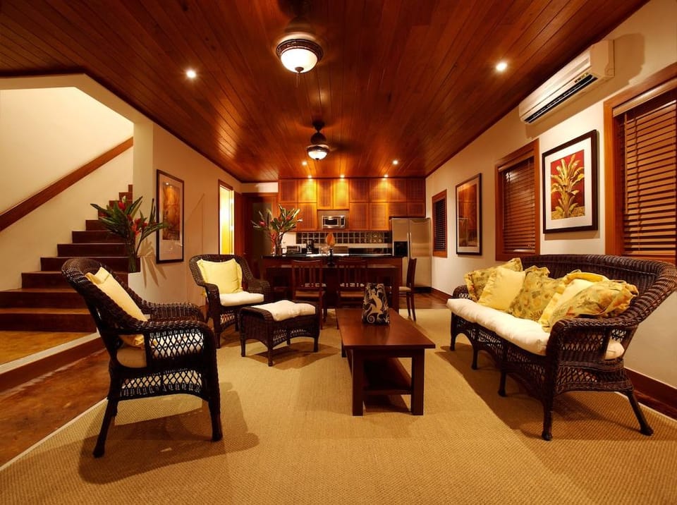 Victoria House Resort & Spa Resort in San Pedro