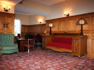 James Bay Inn Hotel, Suites & Cottage Hotel in Victoria