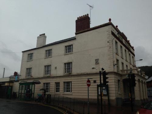 Victoria hotel Hotel in Wales