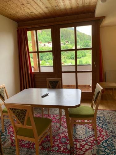 Ferienhaus am Burgsee Lodge in Trentino-South Tyrol