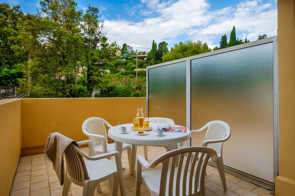 Residence Villa Livia Hotel in Cannes