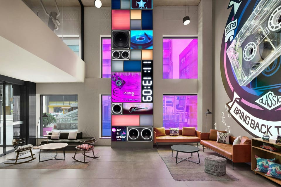 Moxy Seoul Insadong Hotel in Seoul