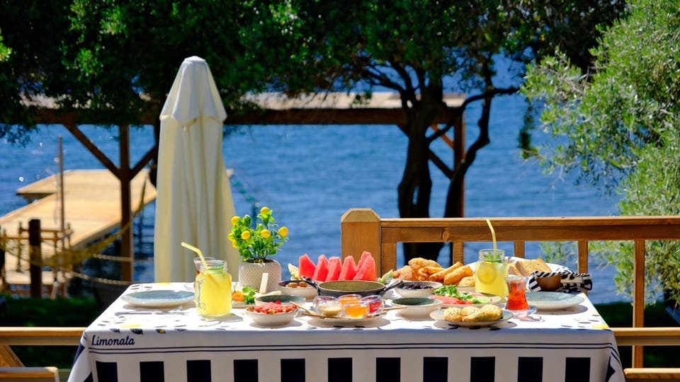 Limonata Otel Assos Hotel in Decentralized Administration of the Aegean