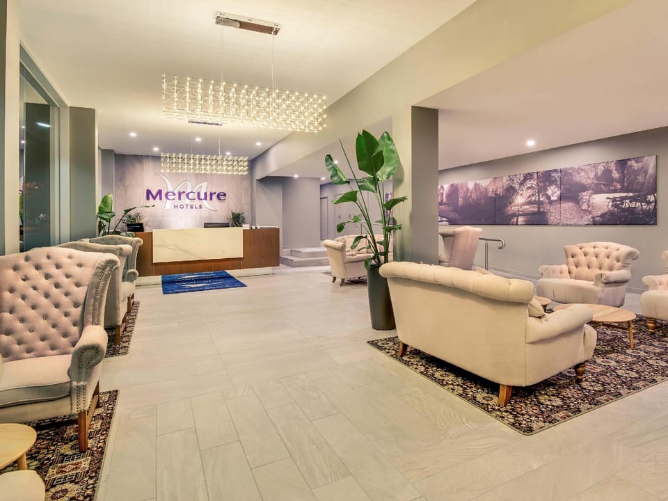 Mercure Warragul Hotel in Warragul