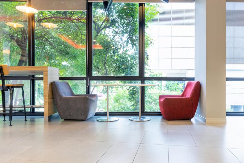 Easy Planet Bangkok Surawong Hotel in Bangkok