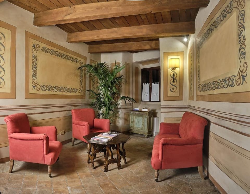 CASTELLO DI MONTEGRIDOLFO SPA RESORT Resort in Emilia-Romagna